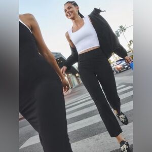 Athleta Endless Pants in Black.